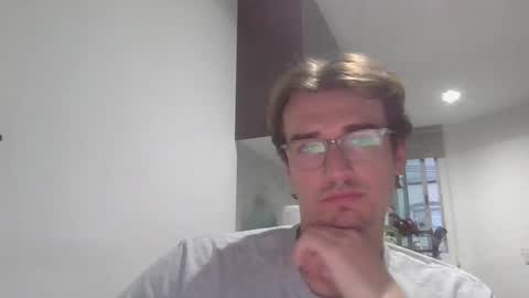 Snapshot of servandomier chatting on February 23, 2026, 12:30 am mier online show from February 23, 2026, 12:30 am