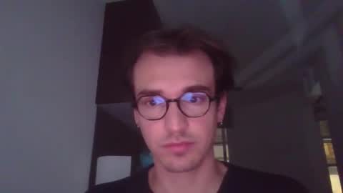 Snapshot of servandomier chatting on May 5, 2026, 1:57 am mier online show from May 5, 2026, 1:57 am