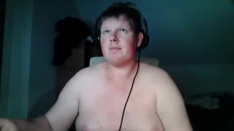 setcuna online show from November 19, 2025, 9:48 pm