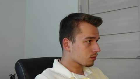 Snapshot of seth_cartwe chatting on August 5, 2026, 6:38 am SETH CARTWE online show from August 5, 2026, 6:38 am