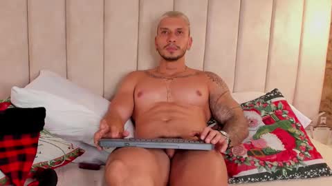 HEY IM SETH online show from December 19, 2024, 1:07 am