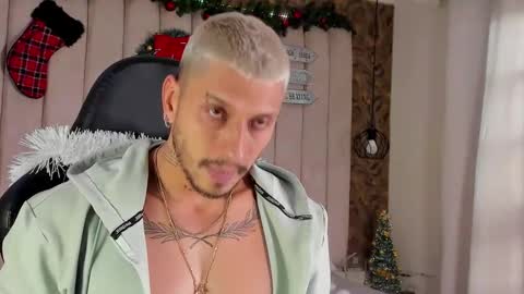 HEY IM SETH online show from December 19, 2024, 5:40 pm