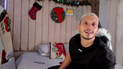 HEY IM SETH online show from December 21, 2024, 8:10 pm