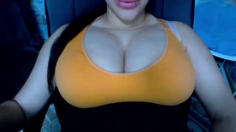 seu_cute online show from February 21, 2025, 3:54 pm