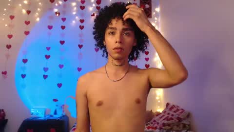 Snapshot of seven7xis chatting on February 13, 2025, 4:54 am Alexis online show from February 13, 2025, 4:54 am