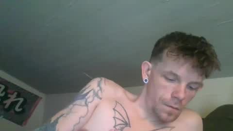 SevenIncheZ online show from February 23, 2025, 3:40 pm