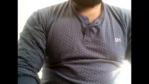 sevillano999 online show from April 19, 2026, 4:39 pm