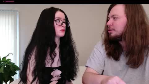 Violet online show from March 14, 2026, 7:41 pm