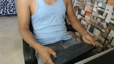 Snapshot of sexatlexx chatting on December 1, 2025, 2:33 pm arnold online show from December 1, 2025, 2:33 pm