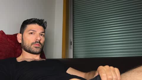 Lucenzo  online show from May 2, 2026, 9:14 am