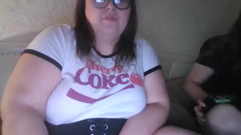 Snapshot of sexiicouple4u69 chatting on February 24, 2026, 11:08 am sexiicouple4u69 online show from February 24, 2026, 11:08 am