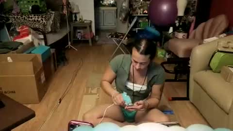 sexiwhiskey699 online show from June 8, 2026, 4:13 am