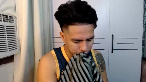 HI I AM JAMESPLEASE LET ME DO SOME HOT SHOWS FOR YOU HERE FOR MY  SCHOOL AND FOR MY FAMILY online show from November 14, 2025, 8:51 pm