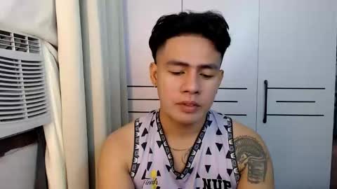 HI I AM JAMESPLEASE LET ME DO SOME HOT SHOWS FOR YOU HERE FOR MY  SCHOOL AND FOR MY FAMILY online show from November 15, 2025, 10:01 am