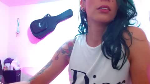 sexmilkdirty online show from December 7, 2024, 9:55 pm