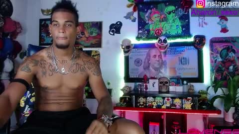 Snapshot of sexo_aharon chatting on April 5, 2026, 3:15 am Aharon ravelo online show from April 5, 2026, 3:15 am