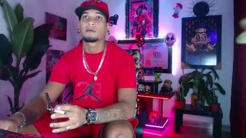 Aharon  ravelo online show from June 21, 2026, 2:58 am