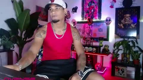 Aharon  ravelo online show from June 24, 2026, 3:16 am