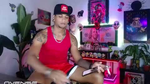 Aharon  ravelo online show from July 11, 2026, 2:47 am