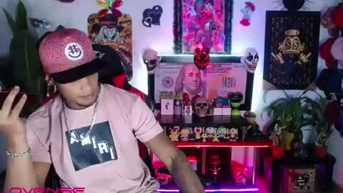 Aharon  ravelo online show from July 25, 2026, 5:38 am