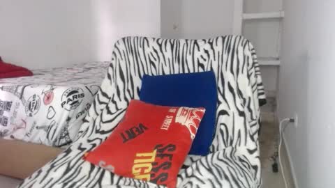 Snapshot of sexseason777 chatting on April 15, 2026, 9:26 pm STIIV G online show from April 15, 2026, 9:26 pm