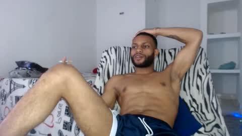 Snapshot of sexseason777 chatting on April 18, 2026, 6:01 pm STIIV G online show from April 18, 2026, 6:01 pm