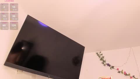 Ask me  online show from March 29, 2026, 11:05 pm