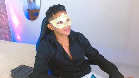 sexual_muscle online show from September 17, 2025, 11:17 pm