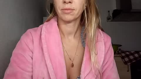 Verona online show from June 14, 2026, 2:57 am