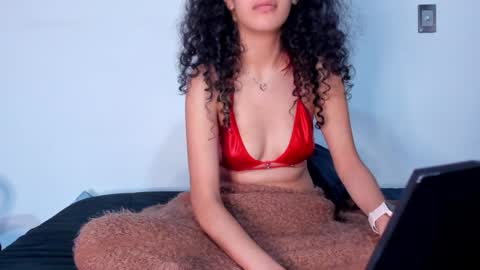 Snapshot of sexx_hunters chatting on December 11, 2024, 12:44 am Jax and Lu online show from December 11, 2024, 12:44 am