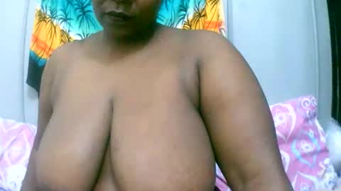 sexxi_ebony online show from February 20, 2026, 3:58 am