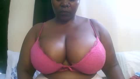 Snapshot of sexxi_ebony chatting on April 22, 2026, 8:17 am sexxi_ebony online show from April 22, 2026, 8:17 am
