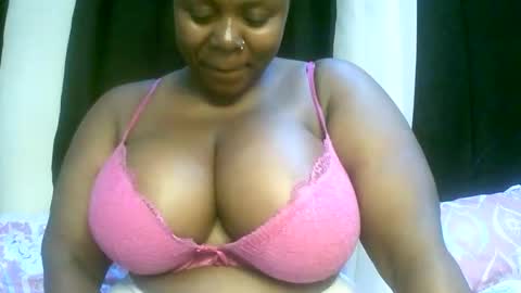 Snapshot of sexxi_ebony chatting on April 27, 2026, 6:28 pm sexxi_ebony online show from April 27, 2026, 6:28 pm