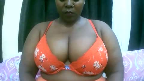 Snapshot of sexxi_ebony chatting on May 9, 2026, 8:52 am sexxi_ebony online show from May 9, 2026, 8:52 am