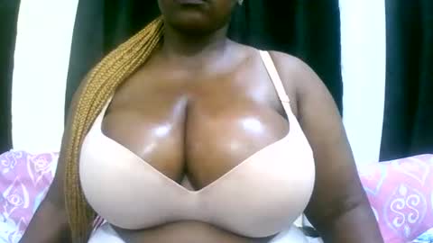 Snapshot of sexxi_ebony chatting on May 29, 2026, 5:05 am sexxi_ebony online show from May 29, 2026, 5:05 am