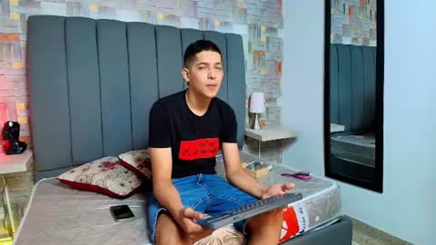 Snapshot of sexxiing_ chatting on July 19, 2026, 8:34 pm sexxiing_ online show from July 19, 2026, 8:34 pm