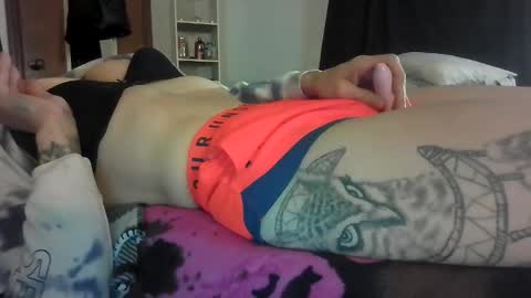Snapshot of sexxileeah42o chatting on May 19, 2026, 8:48 pm Leeah CloudZzz online show from May 19, 2026, 8:48 pm