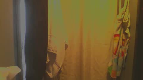 Snapshot of sexxileeah42o chatting on June 7, 2026, 5:38 pm Leeah CloudZzz online show from June 7, 2026, 5:38 pm