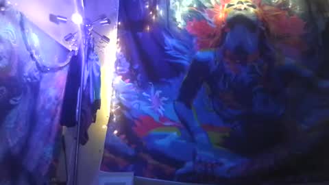Snapshot of sexxileeah42o chatting on June 27, 2026, 7:35 am Leeah CloudZzz online show from June 27, 2026, 7:35 am