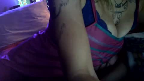 Snapshot of sexxileeah42o chatting on July 3, 2026, 7:26 am Leeah CloudZzz online show from July 3, 2026, 7:26 am