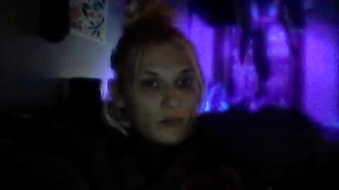 Snapshot of sexxileeah42o chatting on July 19, 2026, 4:49 am Leeah CloudZzz online show from July 19, 2026, 4:49 am