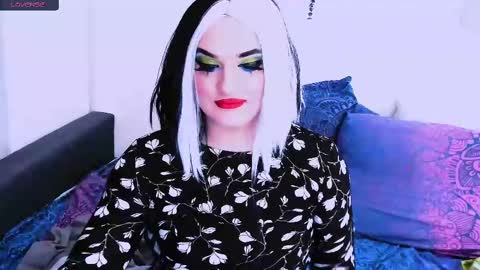 Snapshot of sexxx_queen chatting on December 22, 2024, 3:44 pm sexxx_queen online show from December 22, 2024, 3:44 pm