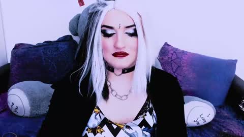 Snapshot of sexxx_queen chatting on February 5, 2025, 8:04 pm sexxx_queen online show from February 5, 2025, 8:04 pm