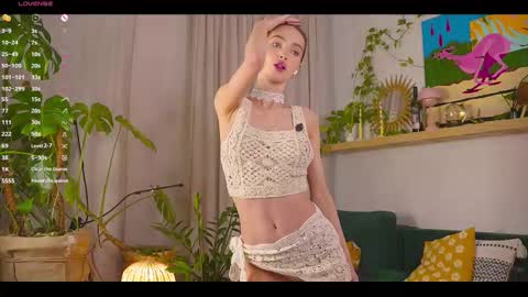 Sofia online show from February 25, 2026, 1:04 am