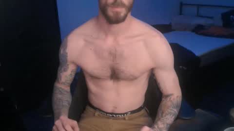 SiuL online show from March 3, 2025, 1:42 pm