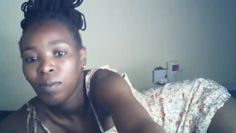 sexxy_curvy23 online show from May 3, 2026, 1:44 am