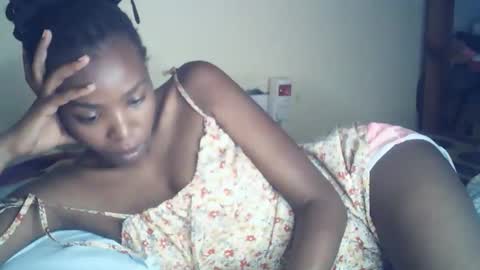 sexxy_curvy23 online show from May 18, 2026, 3:57 am