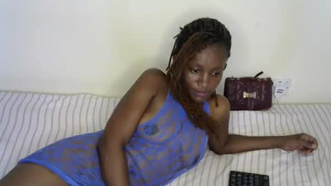 Snapshot of sexxy_nisa chatting on March 6, 2025, 8:05 pm sexxy_nisa online show from March 6, 2025, 8:05 pm