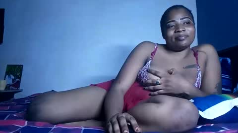 Snapshot of sexxybooty254 chatting on April 26, 2026, 10:07 pm sexxybooty254 online show from April 26, 2026, 10:07 pm