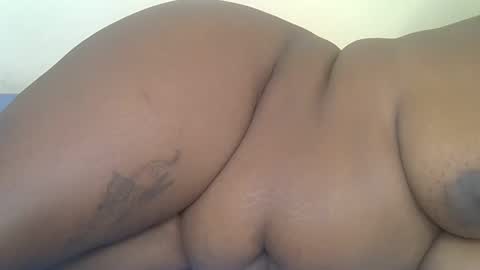 Snapshot of sexxydripy chatting on February 23, 2026, 2:47 pm sly online show from February 23, 2026, 2:47 pm